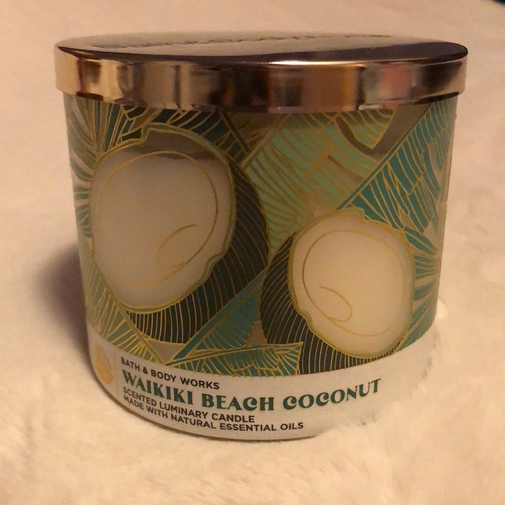 NEW unburned BBW Waikiki Beach Coconut Candle